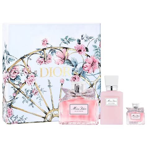 Miss Dior Eau de Parfum Set in a Limited Edition 